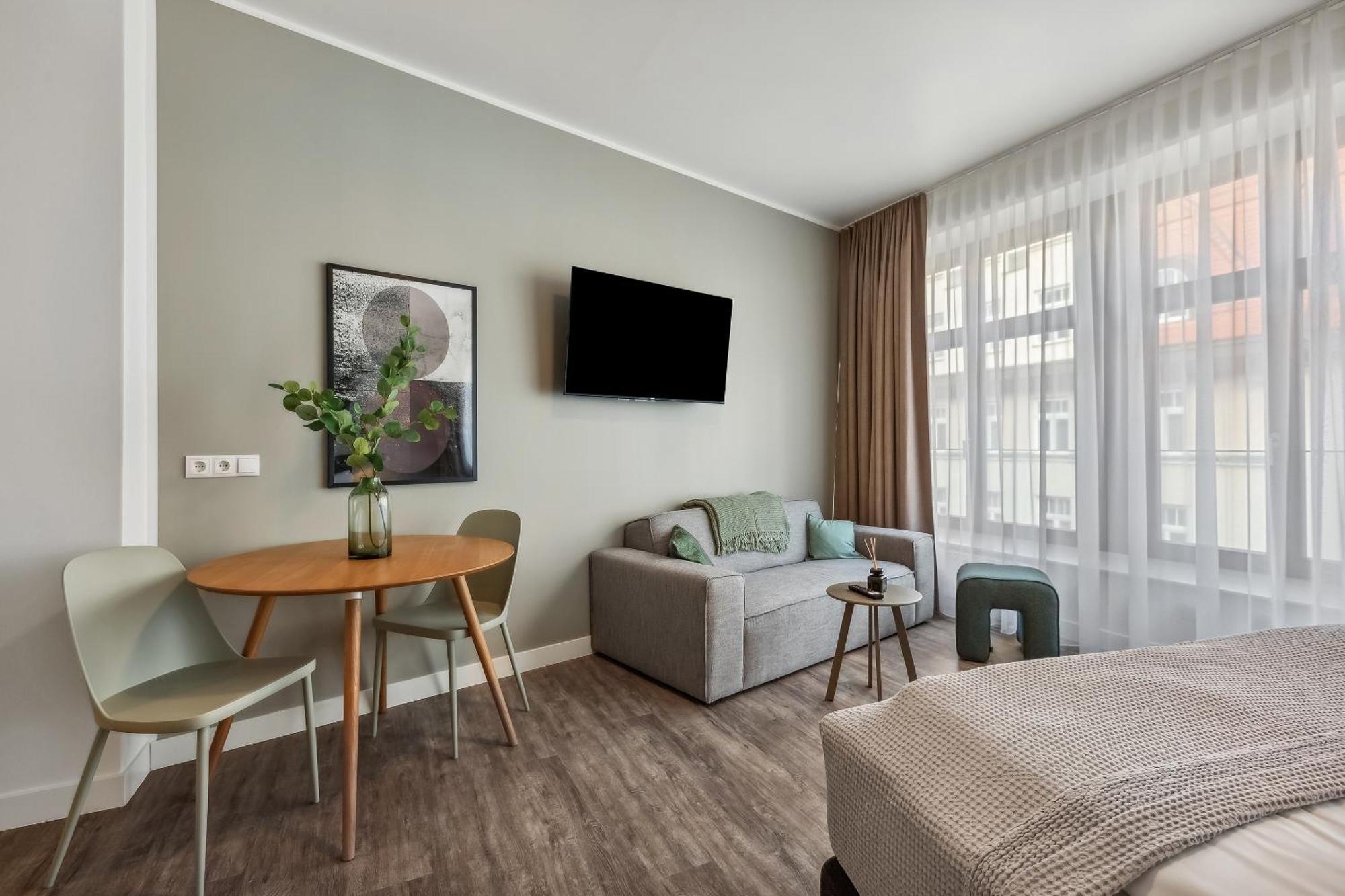 Limehome Am Brühl Aparthotel 3*