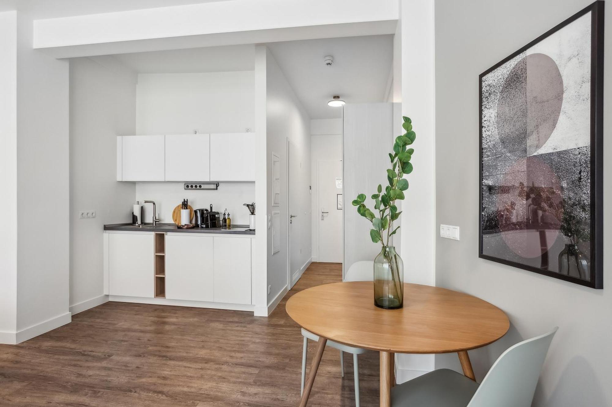 Aparthotel Limehome Am Brühl 3*
