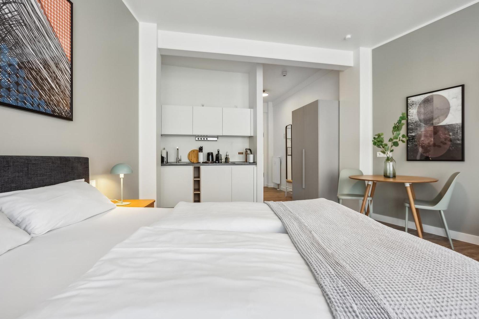 Limehome Am Bruehl Aparthotel